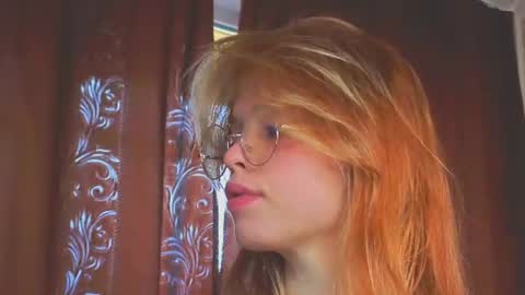 Hi there i am Eva and i wish create a nice community with you so join my Ticket Show for more pleasure online show from 06-23-26, 11:19