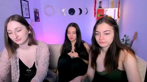 Eva online show from 04-29-26, 05:55