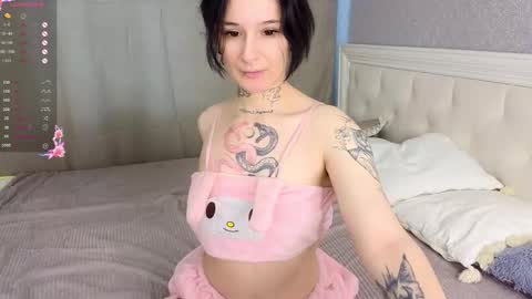 Snapshot of eva_suun chatting on 02-19-26, 03:13 Eva online show from 02-19-26, 03:13