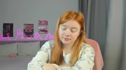 Snapshot of eva_tomiok chatting on 06-25-26, 05:12 Eva online show from 06-25-26, 05:12