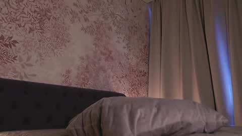 Snapshot of eva_vex chatting on 07-28-26, 02:13 Hello Im Eva online show from 07-28-26, 02:13