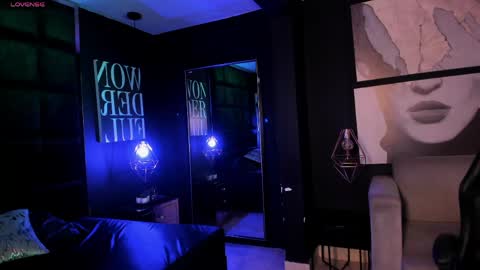 MISS EVY online show from 04-30-26, 06:42