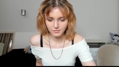Snapshot of eva_vv chatting on 06-15-26, 06:26 Eva online show from 06-15-26, 06:26