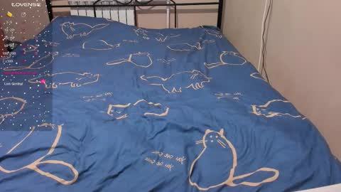 Eva online show from 12-22-25, 02:47