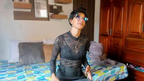 Snapshot of evaa_campbell chatting on 05-02-26, 02:11 Eva online show from 05-02-26, 02:11