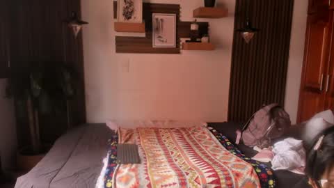 Snapshot of evaa_campbell chatting on 06-03-26, 01:46 Eva online show from 06-03-26, 01:46