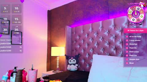 EVA CLOEE online show from 01-19-25, 01:10