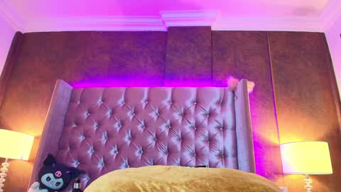 EVA CLOEE online show from 01-31-25, 04:36