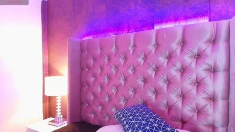 EVA CLOEE online show from 02-21-25, 12:49