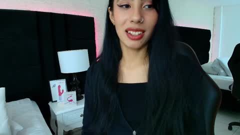EVA CLOEE online show from 09-26-25, 04:49