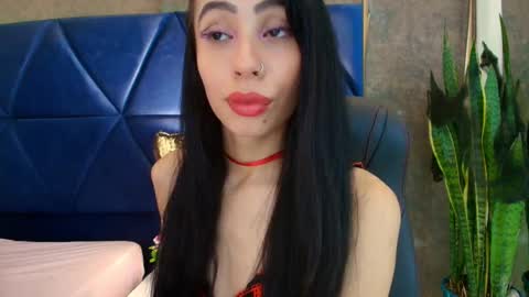 EVA CLOEE online show from 10-20-25, 12:33