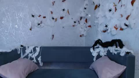 Eva online show from 10-28-25, 07:45