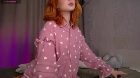 Snapshot of evaa_moonn_ chatting on 09-12-25, 11:59 Eva online show from 09-12-25, 11:59