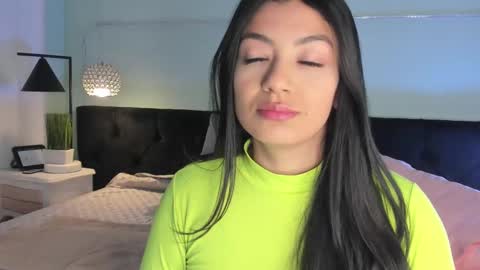 Snapshot of evaa_stevens chatting on 03-10-25, 11:32 julieth online show from 03-10-25, 11:32