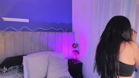 julieth online show from 03-25-26, 08:04