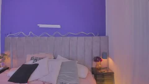 julieth online show from 04-25-26, 08:06