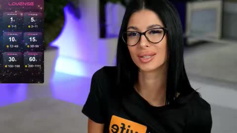 Eva  online show from 10-14-25, 04:46