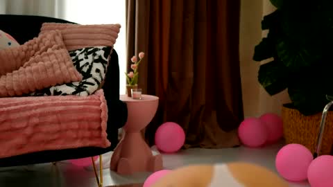 Eva  online show from 04-02-26, 09:29