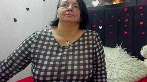 Snapshot of evaaross chatting on 05-18-26, 03:51 Eva online show from 05-18-26, 03:51