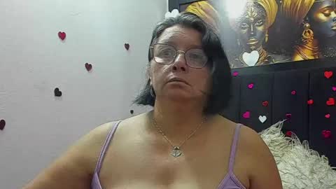 Snapshot of evaaross chatting on 05-27-26, 10:40 Eva online show from 05-27-26, 10:40