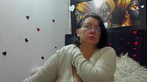 Snapshot of evaaross chatting on 06-02-26, 12:40 Eva online show from 06-02-26, 12:40