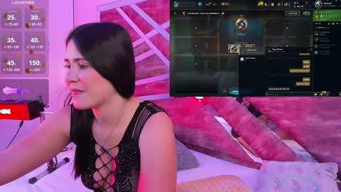 Snapshot of evabloom_ chatting on 01-15-26, 10:35 EvaBloom online show from 01-15-26, 10:35