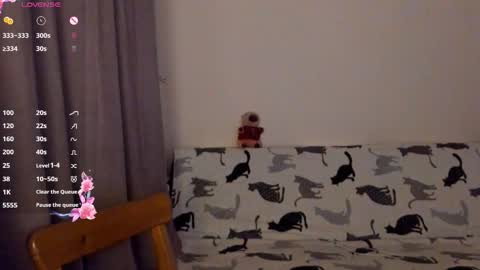 evabradly online show from 12-19-25, 07:21