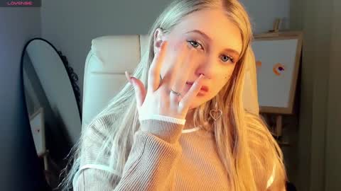 Eva  online show from 01-22-25, 02:26