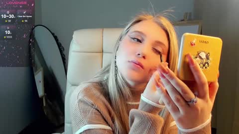 Eva  online show from 01-24-25, 02:07