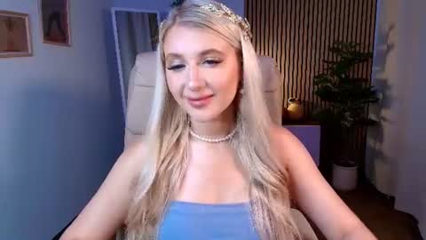 Eva  online show from 06-20-26, 02:58