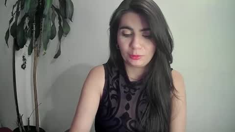 Snapshot of evacollins12 chatting on 12-14-24, 10:39 evacollins12 online show from 12-14-24, 10:39