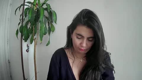 Snapshot of evacollins12 chatting on 12-16-24, 12:27 evacollins12 online show from 12-16-24, 12:27