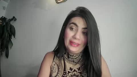 Snapshot of evacollins12 chatting on 02-16-25, 10:54 evacollins12 online show from 02-16-25, 10:54