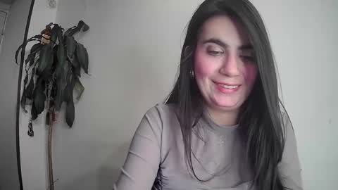 Snapshot of evacollins12 chatting on 02-20-25, 03:01 evacollins12 online show from 02-20-25, 03:01