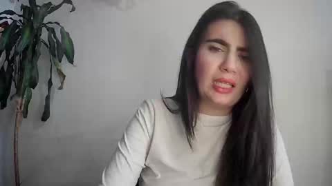 Snapshot of evacollins12 chatting on 02-24-25, 09:31 evacollins12 online show from 02-24-25, 09:31