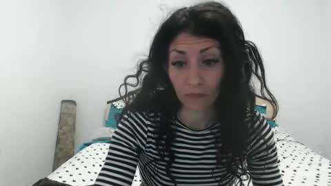 Snapshot of evacrisxxx chatting on 05-12-26, 02:52 hornycrissyyourlove online show from 05-12-26, 02:52