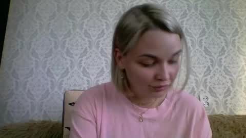 evadelicious_ online show from 06-25-26, 01:48