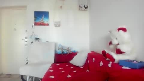 Snapshot of evadiana8484 chatting on 02-14-26, 09:39 evadiana8484 online show from 02-14-26, 09:39