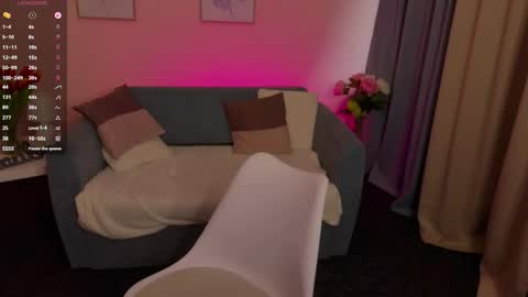 Snapshot of evafolverr chatting on 05-14-26, 10:33 Eva online show from 05-14-26, 10:33