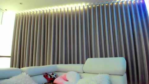 Snapshot of evagomez chatting on 09-30-25, 07:41 Eva Gomez online show from 09-30-25, 07:41