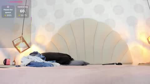 E V A  online show from 02-03-26, 06:40