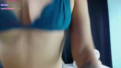 Snapshot of evah_lee chatting on 09-11-25, 10:21 Evah Lee online show from 09-11-25, 10:21