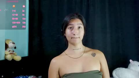 Snapshot of evah_lee chatting on 10-09-25, 03:26 Evah Lee online show from 10-09-25, 03:26