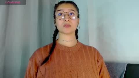 Snapshot of evah_lee chatting on 03-05-26, 01:23 Evah Lee online show from 03-05-26, 01:23