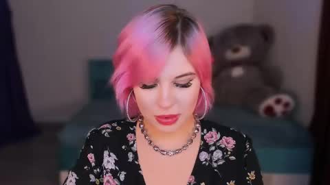 Snapshot of evaharve chatting on 12-11-24, 01:37 Eva online show from 12-11-24, 01:37