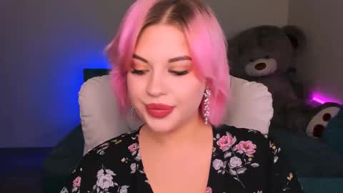 Snapshot of evaharve chatting on 12-15-24, 12:18 Eva online show from 12-15-24, 12:18