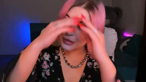 Snapshot of evaharve chatting on 12-16-24, 10:03 Eva online show from 12-16-24, 10:03