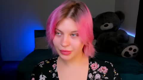 Snapshot of evaharve chatting on 01-10-25, 10:46 Eva online show from 01-10-25, 10:46