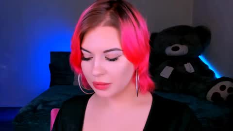 Snapshot of evaharve chatting on 02-05-25, 11:06 Eva online show from 02-05-25, 11:06