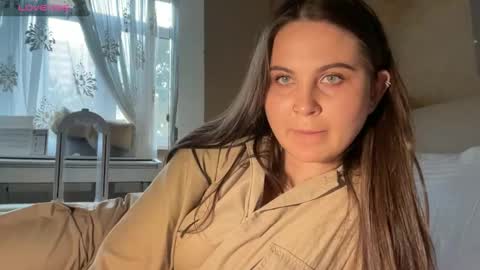 Snapshot of evahazardd chatting on 10-03-25, 01:52 EvaHazard online show from 10-03-25, 01:52